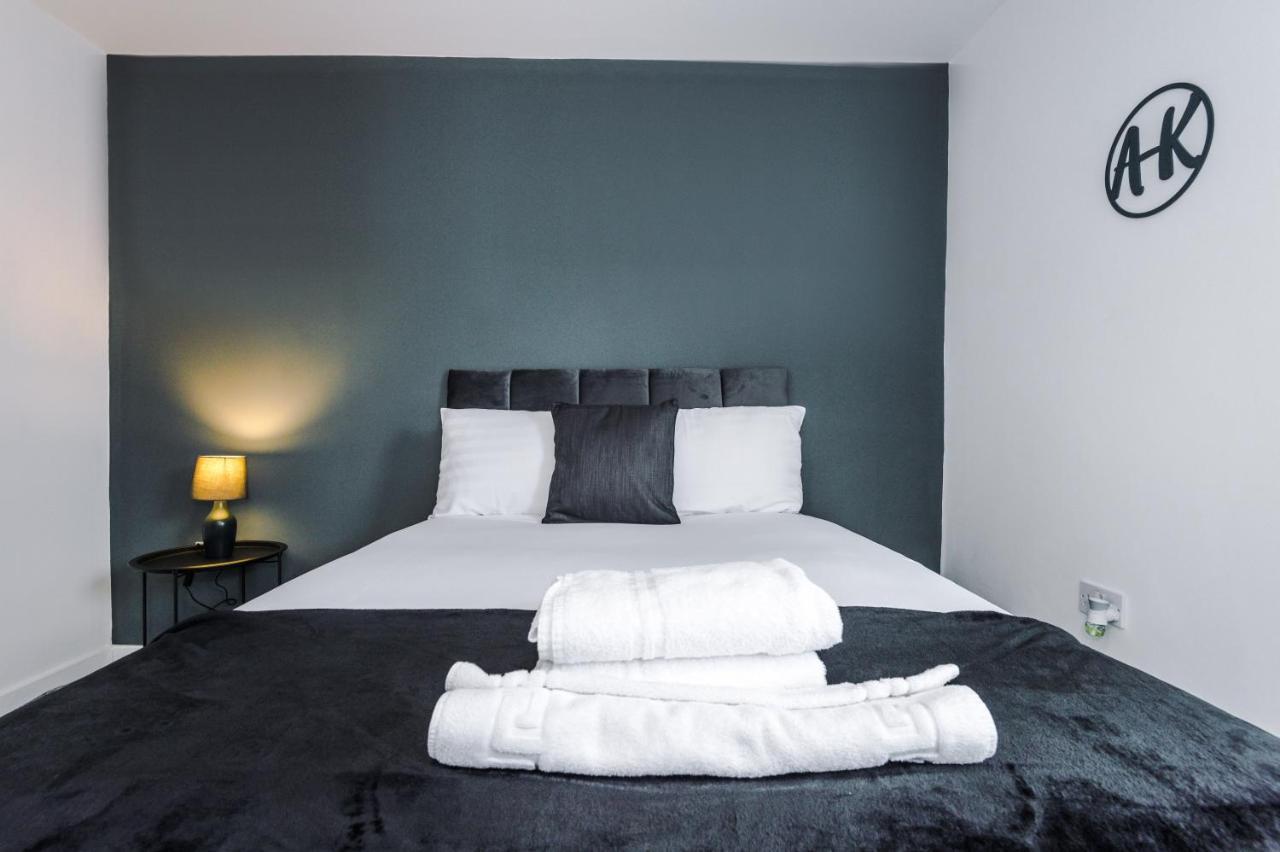 Cosy 3 Bed 3 Bath House - Central Liverpool -Self Check-In & Free Parking! Villa Екстериор снимка